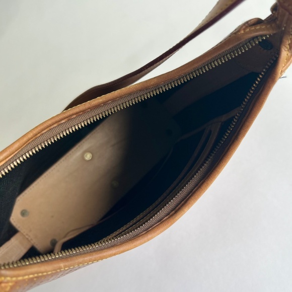 Dooney & Bourke Tan Brown Leather Hobo Shoulder Bag - Picture 11 of 15